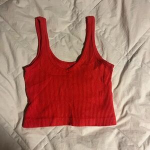 Pinkish red cropped tank size small